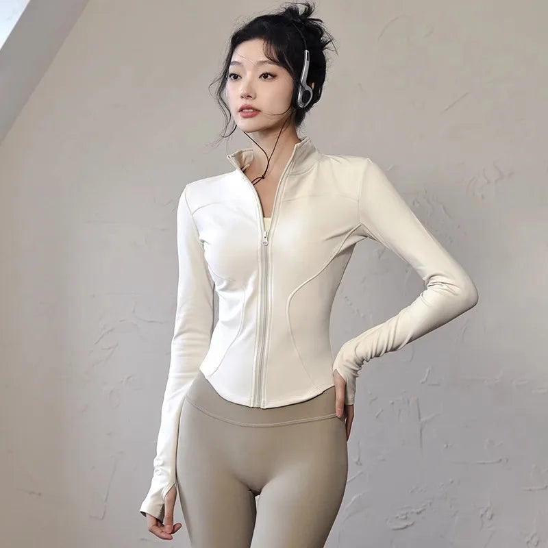Slim Fit Short Waist-Cinching Running And Cycling Jacket Quick Dry Breathable Polyester Yoga Fitness Wear Women's Outerwear