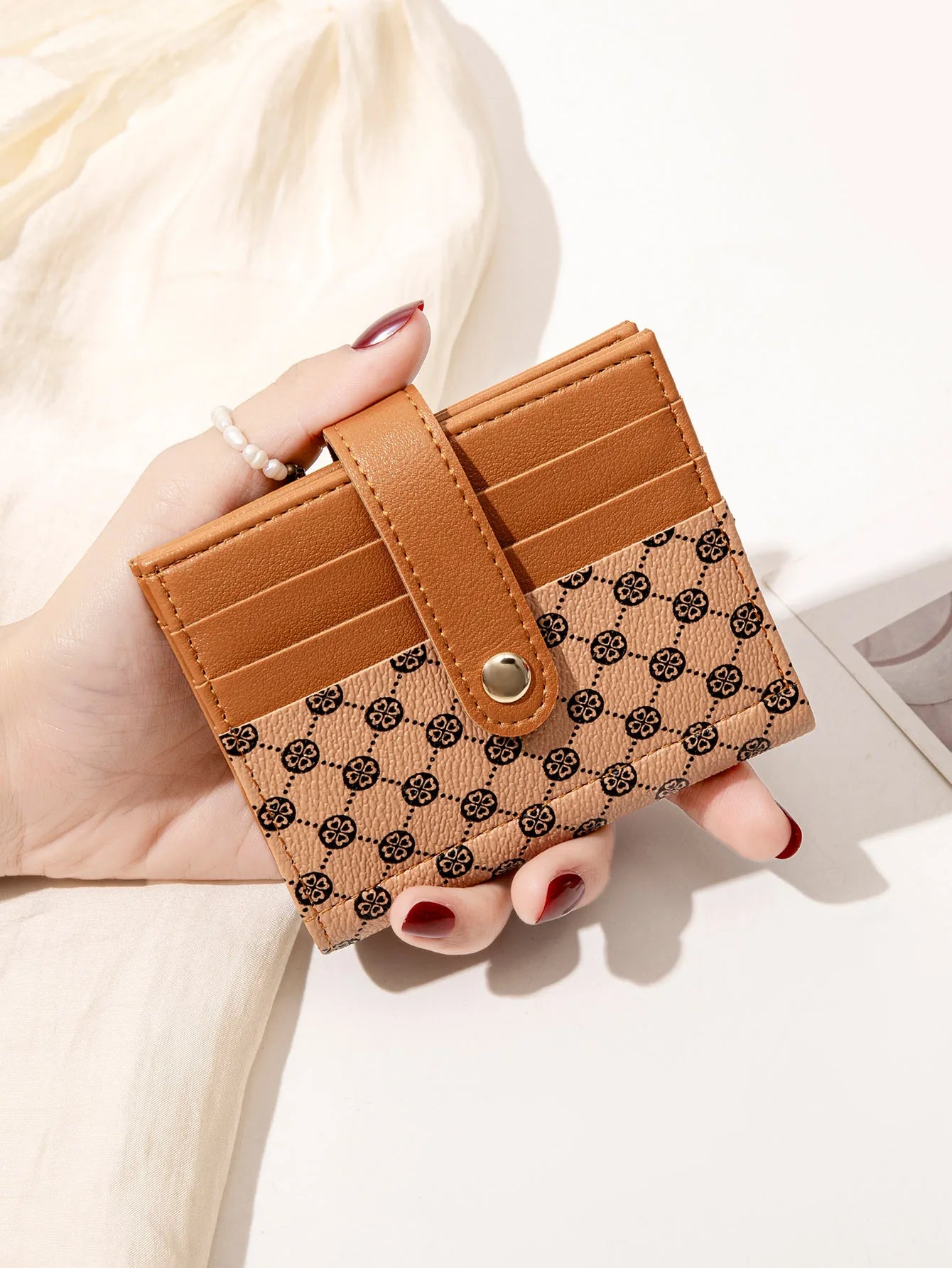 Luxury Classic Folding Wallet Small Lightweight Women's Wallet Retro Print Mini Card Holder Multi-function ID Card Coin Purse