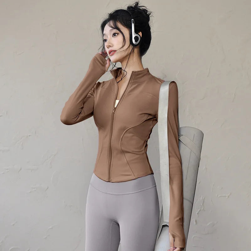 Slim Fit Short Waist-Cinching Running And Cycling Jacket Quick Dry Breathable Polyester Yoga Fitness Wear Women's Outerwear
